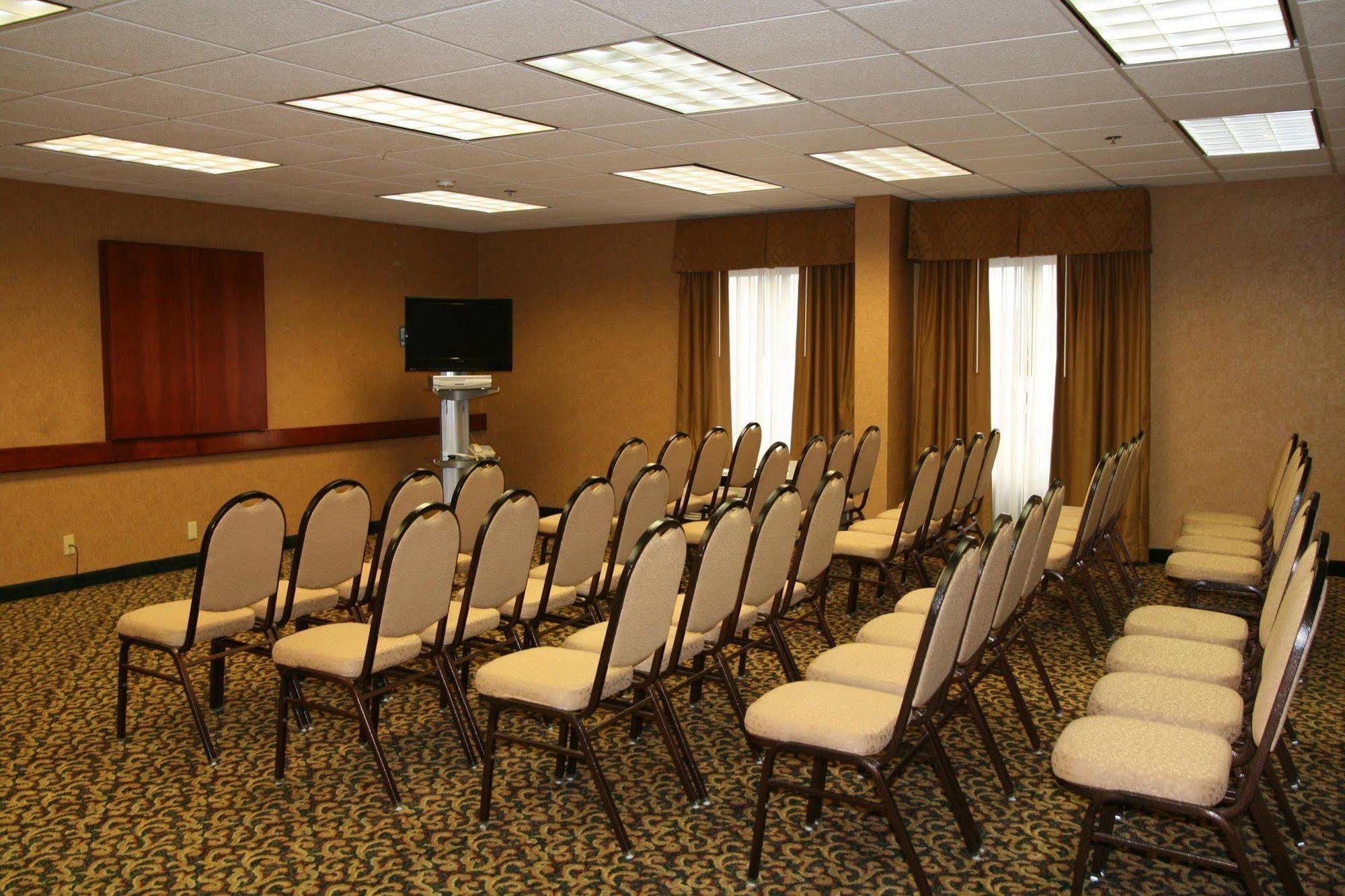 Hampton Inn Corinth Kemudahan gambar